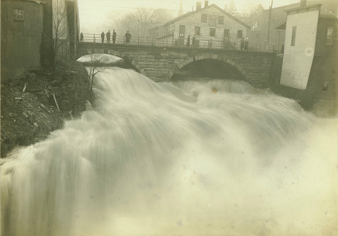 Discover Chagrin Falls History | High Falls